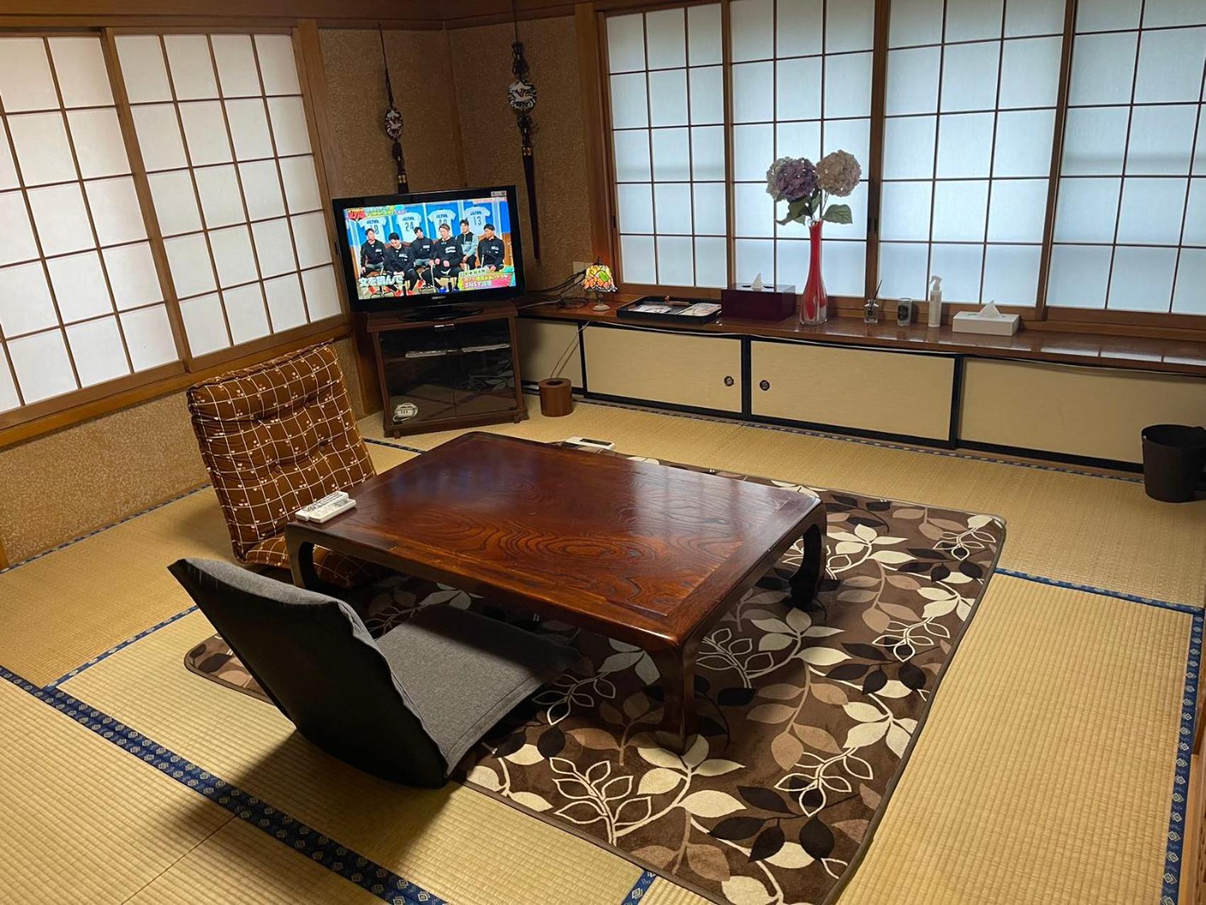 New Open『天然温泉』芦ノ湖畔の完全貸切別荘 Hakone Buitenkant foto